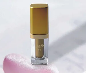 Тональный крем 'SAUCY 28' featured image